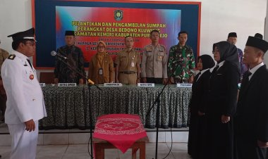 Pelantikan dan pengambilan sumpah/janji perangkat desa formasi Kepala Seksi Pemerintahan, Kepala Urusan Tata Usaha & Umun,
