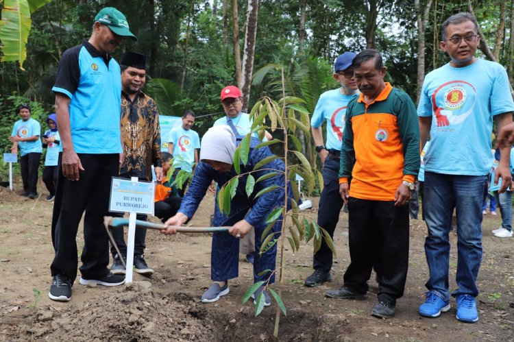 Bupati Purworejo Yuli Hastuti Hadiri Penanaman Pohon bersama Muda Ganesh